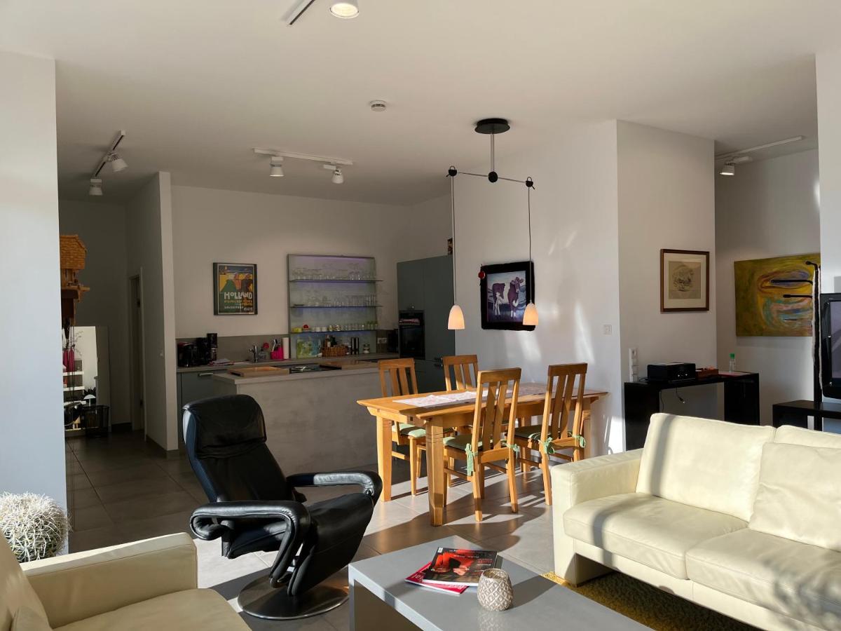 Sonnige Wohnung Im Herzen Von Buehl Екстериор снимка